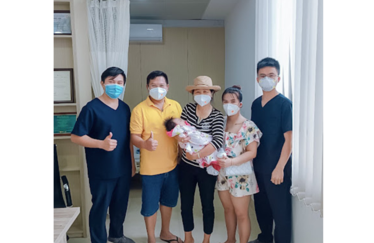 Đơn vị Tạo Hình & Thẩm Mỹ Bệnh Viện Đại học Y Dược Buôn Ma Thuột mang lại nụ cười cho trẻ bị dị tật bẩm sinh khe hở môi một bên